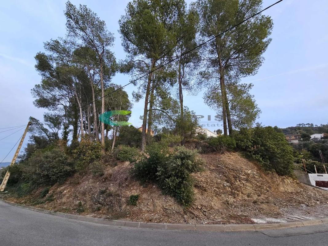 Terreno en venta en Cervelló, Barcelona photo 3