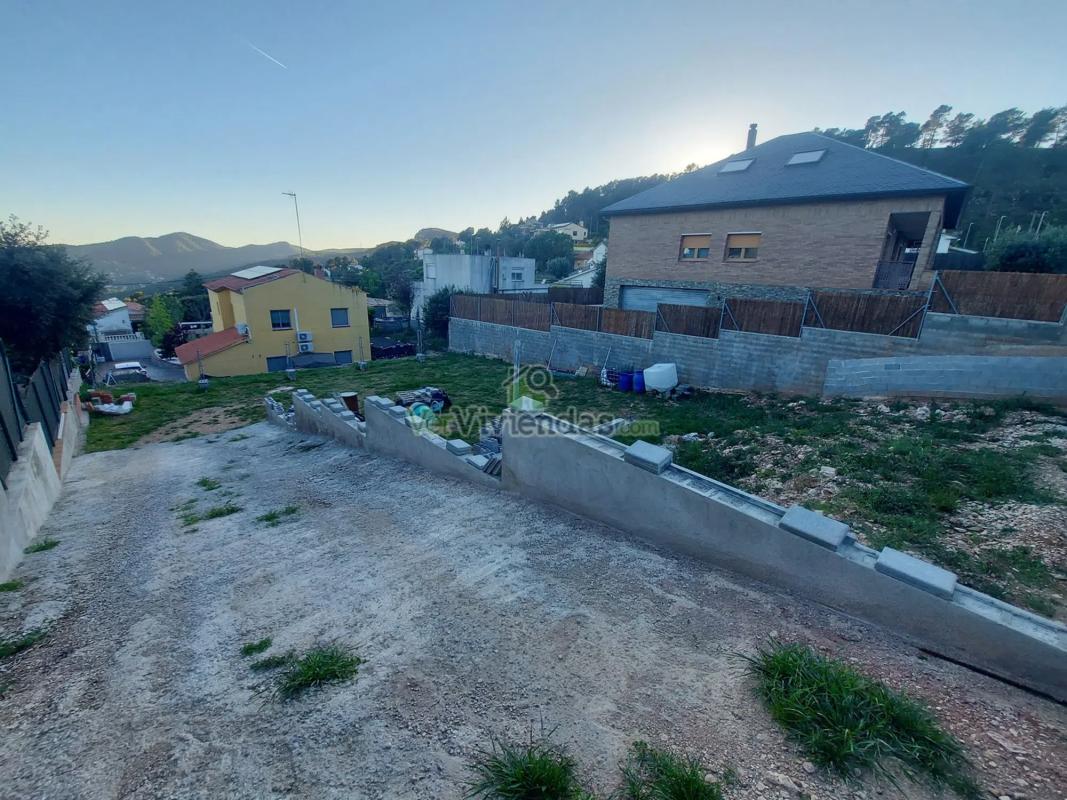 Terreno en venta en Corbera de Llobregat, Barcelona photo 2