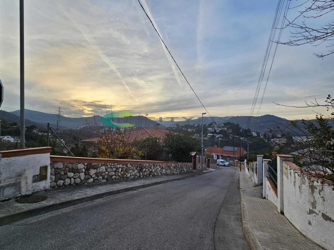 Terreno en venta en Cervelló, Barcelona photo 5