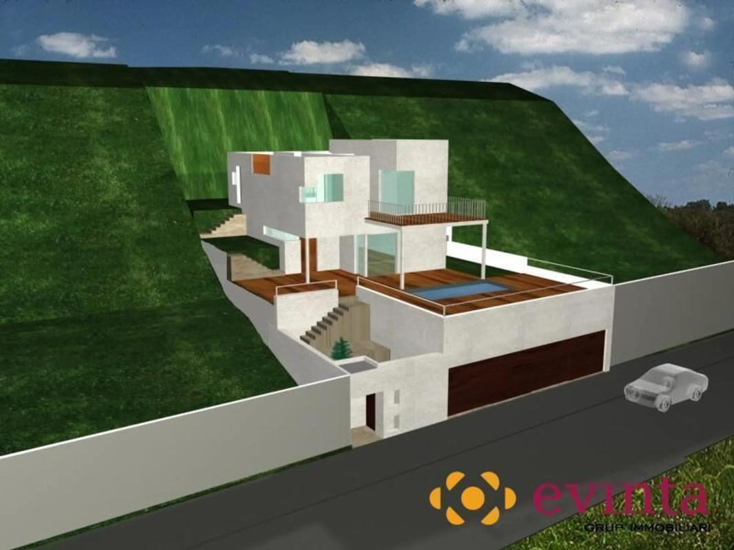 Terreno en venta en Vallirana, Barcelona photo 2