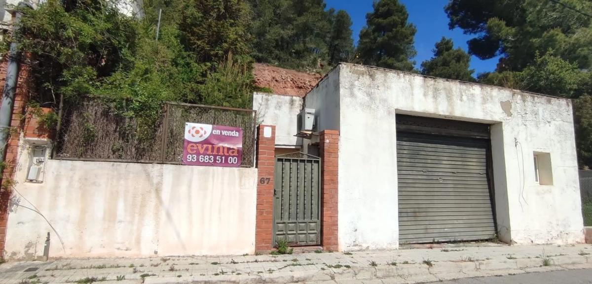 Terreno en venta en Vallirana, Barcelona photo 4