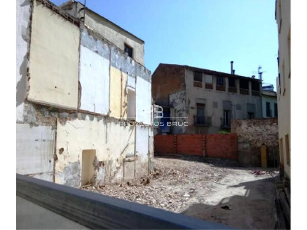 Terreno en venta en Olesa de Montserrat, Barcelona photo 4