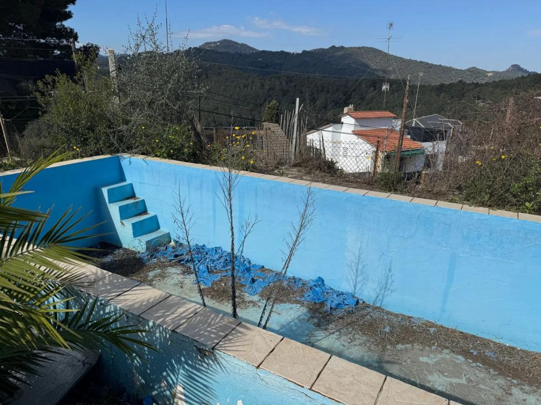 Działka na sprzedaż w Corbera de Llobregat, Barcelona photo 4