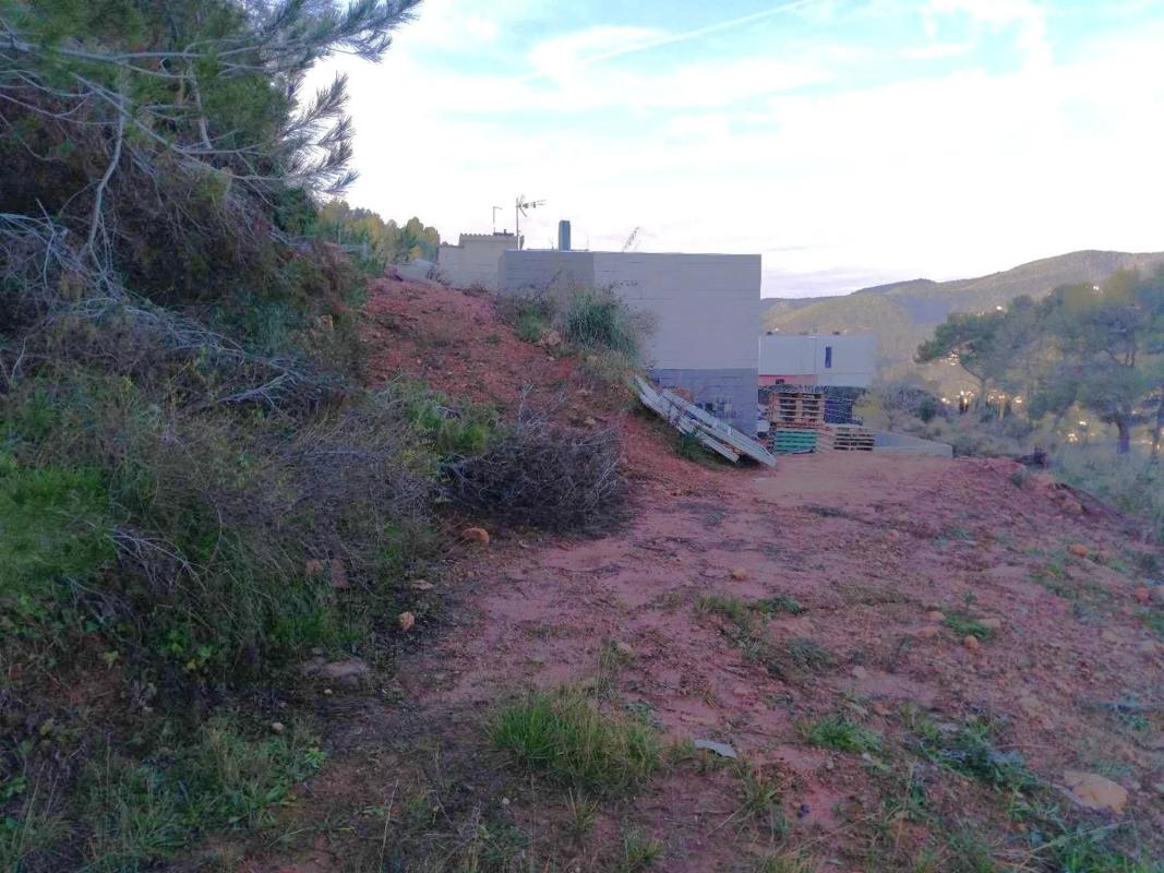 Terreno en venta en Cervelló, Barcelona photo 2