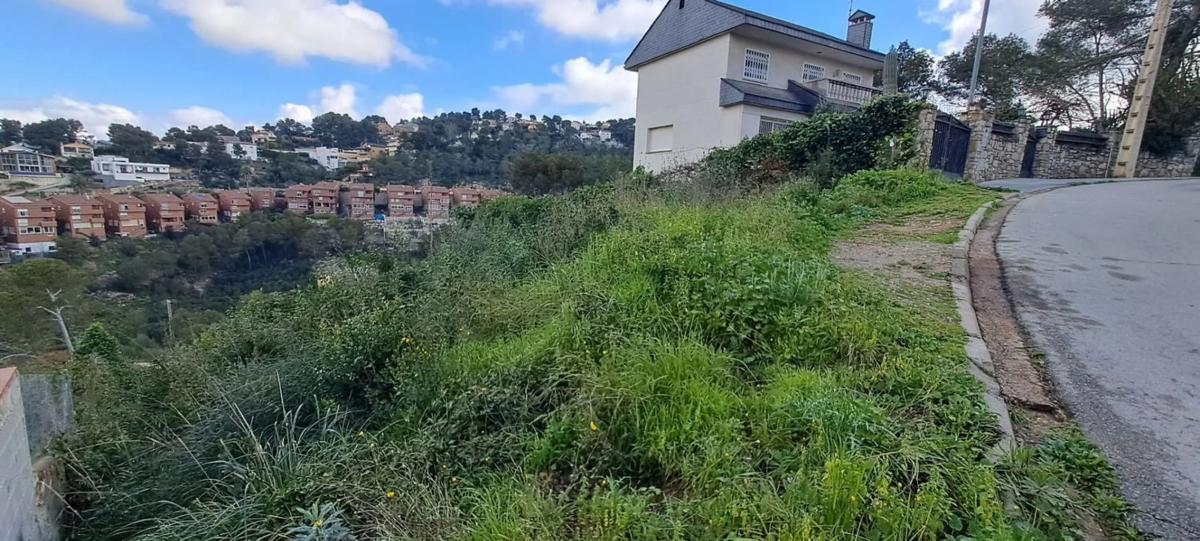 Terreno en venta en Vallirana, Barcelona photo 4