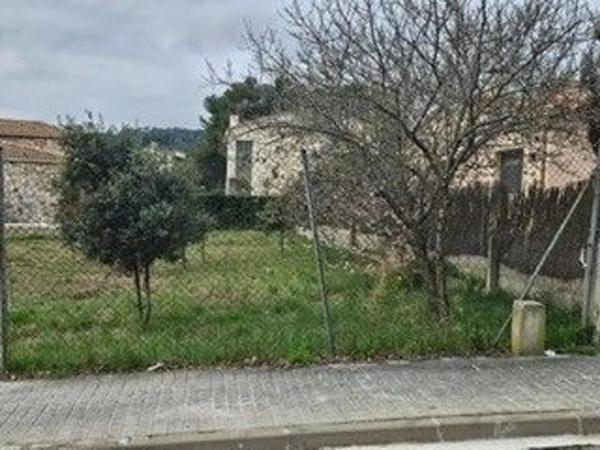 Terreno en calle Talarn, 2 photo 1