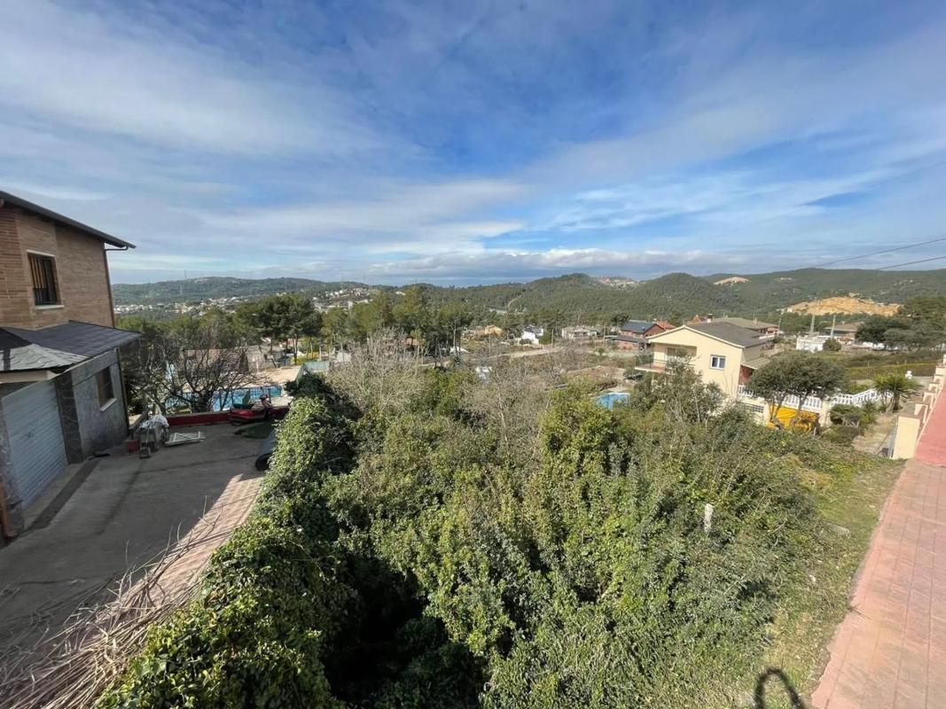 Terreno en venta en Vallirana, Barcelona photo 5