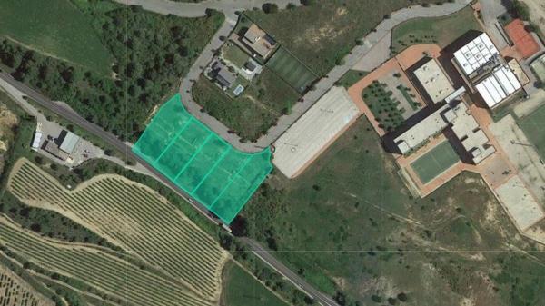 Terreno en plaza Sector Masia Bach photo 4