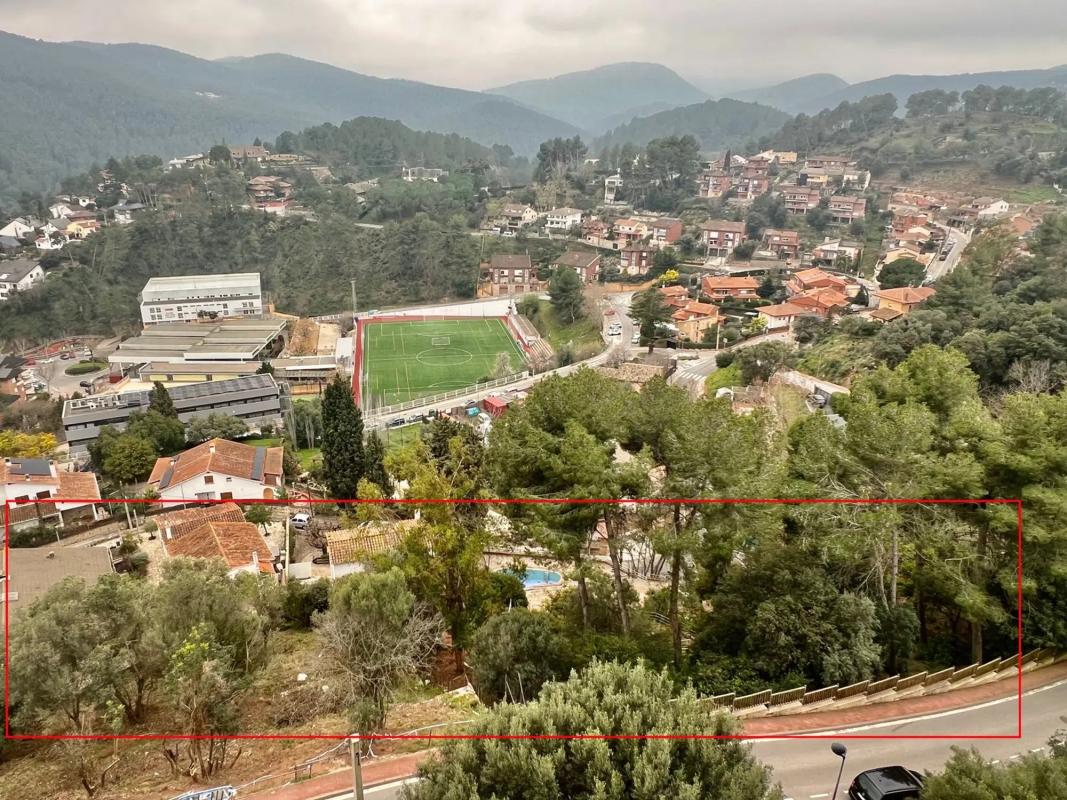 Terreno en venta en Corbera de Llobregat, Barcelona photo 2