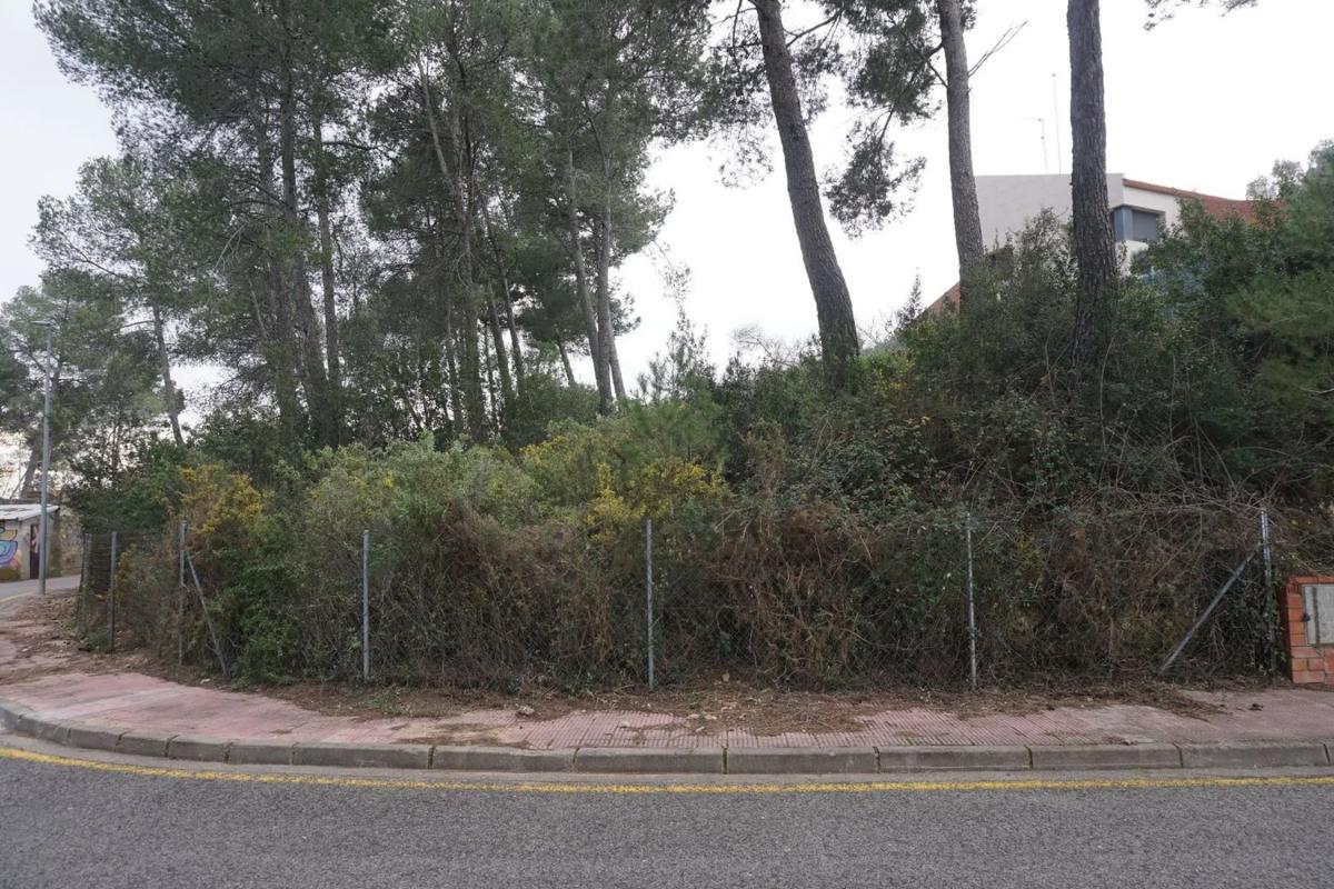 Terreno en venta en Corbera de Llobregat, Barcelona photo 3