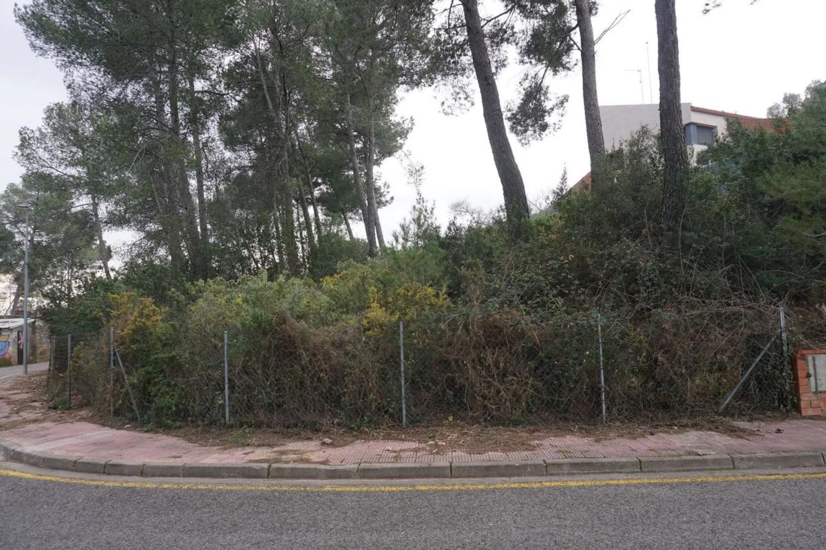 Terreno en venta en Corbera de Llobregat, Barcelona photo 4