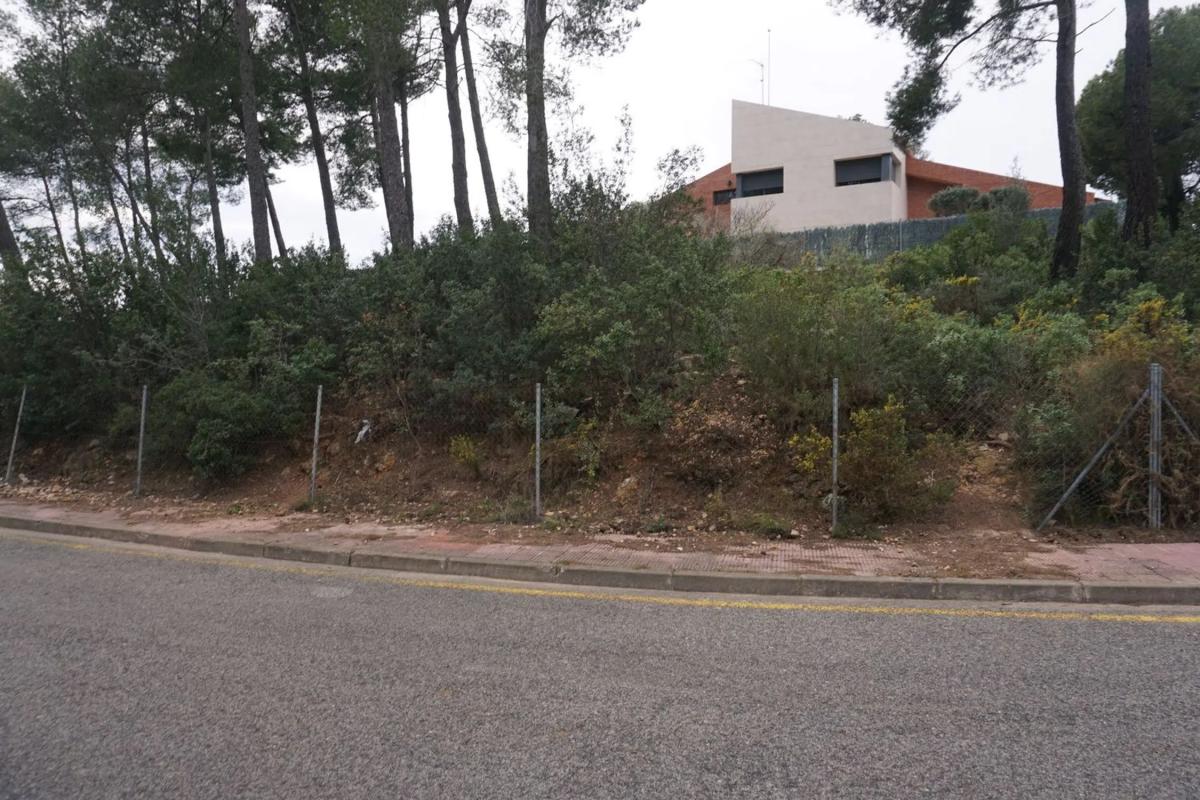 Terreno en venta en Corbera de Llobregat, Barcelona photo 5