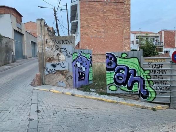 Terreno en calle de Beat Domènec Castellet, 56 photo 4