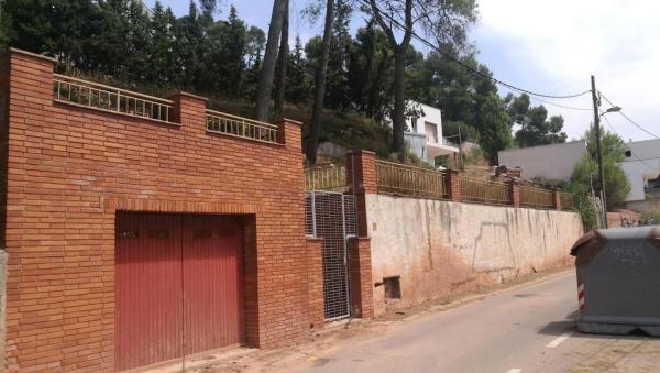 Terreno en via Abadia de Montserrat photo 2