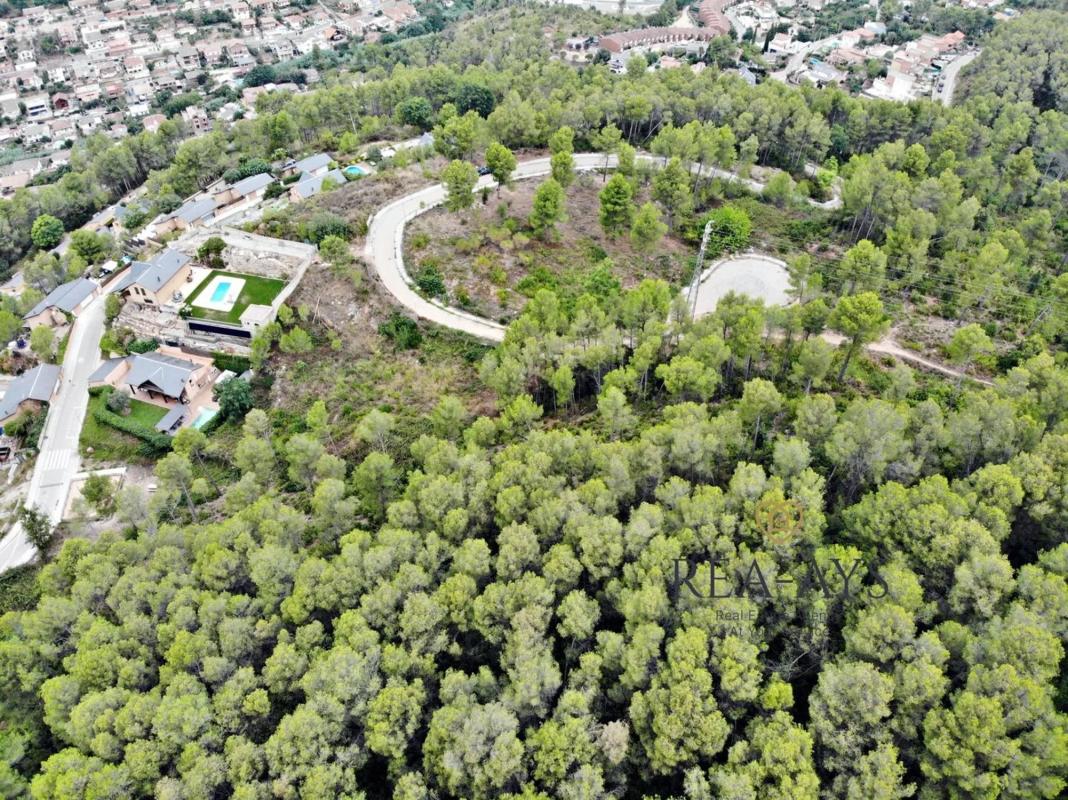 Участок земли на продажу в Вальриана, Барселона photo 5