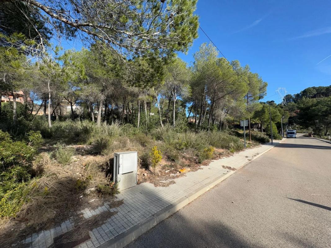 Terreno en venta en Corbera de Llobregat, Barcelona photo 3