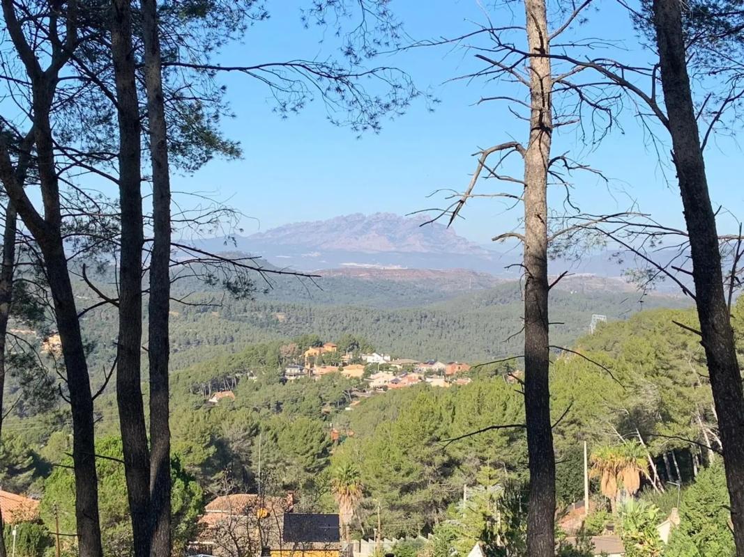 Terreno en venta en Corbera de Llobregat, Barcelona photo 2