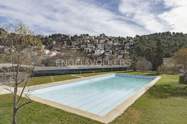 Terreno en Vallirana photo 4