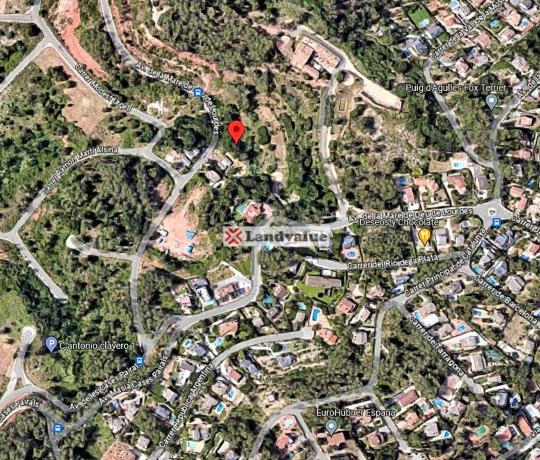 Terreno en avenida de la Mare de Déu de Lourdes thumbnail 2