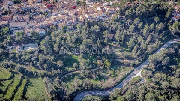 Terreno en Castellví de Rosanes thumbnail 2