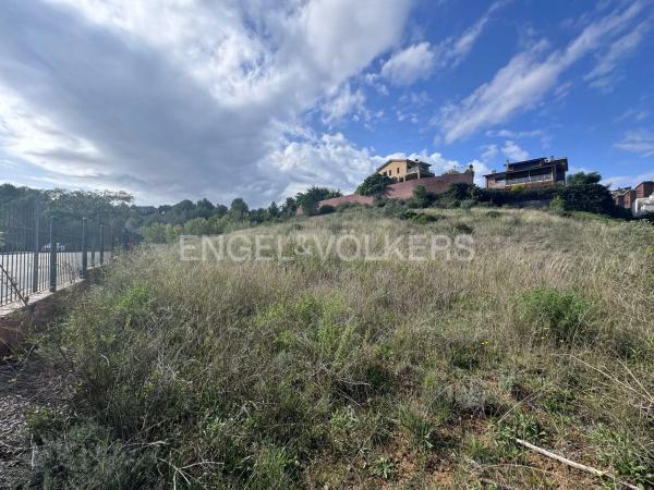 Terreno en Sant esteve Sesrovires photo 4