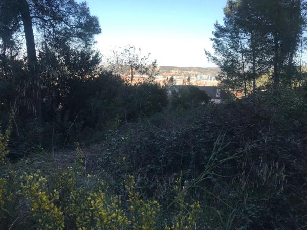 Terreno en calle del Montsià, 19 thumbnail 1