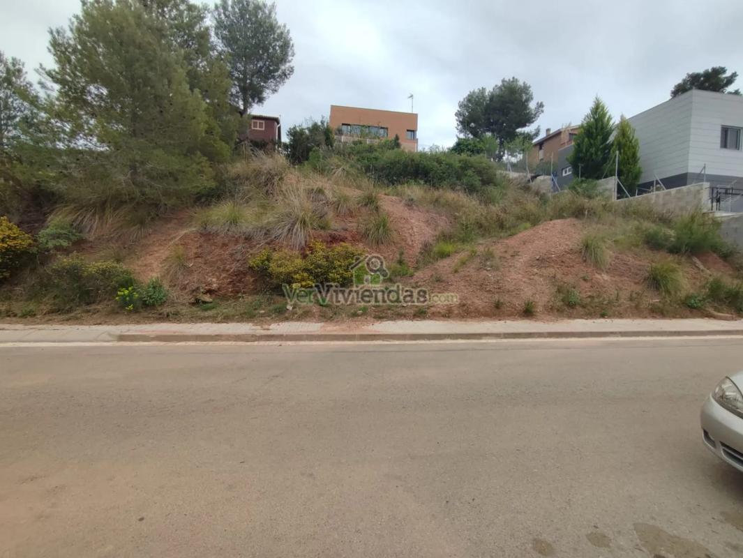 Terreno en venta en Cervelló, Barcelona photo 3