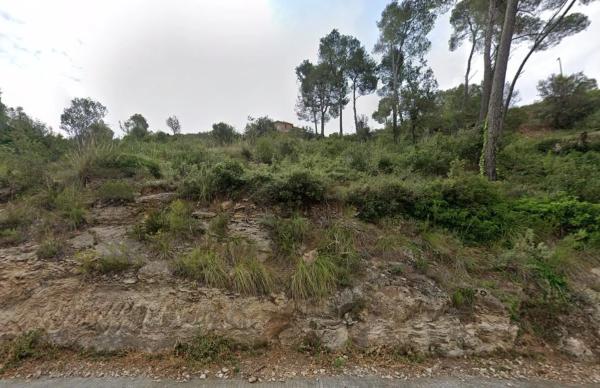 Terreno en calle Moreneta, 26 thumbnail 2