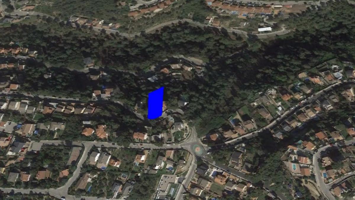 Terreno en venta en Vallirana, Barcelona photo 2