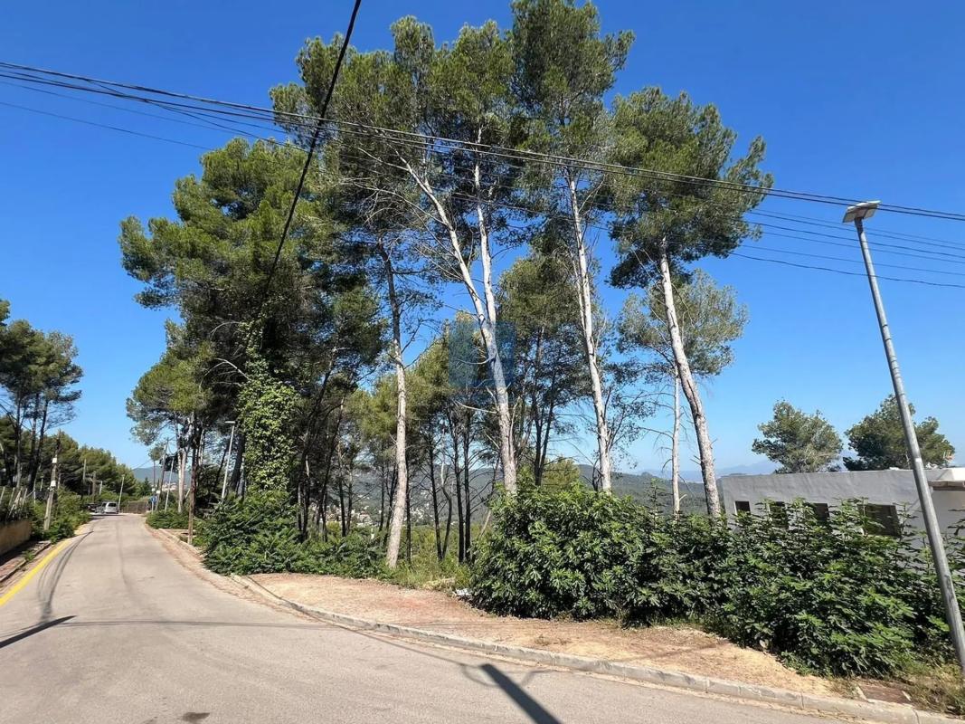 Działka na sprzedaż w Corbera de Llobregat, Barcelona photo 4