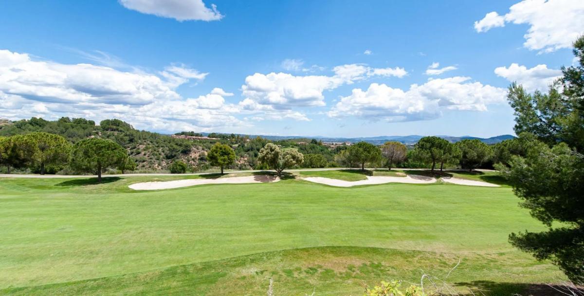 Land for sale in Sant Esteve Sesrovires, Barcelona photo 5