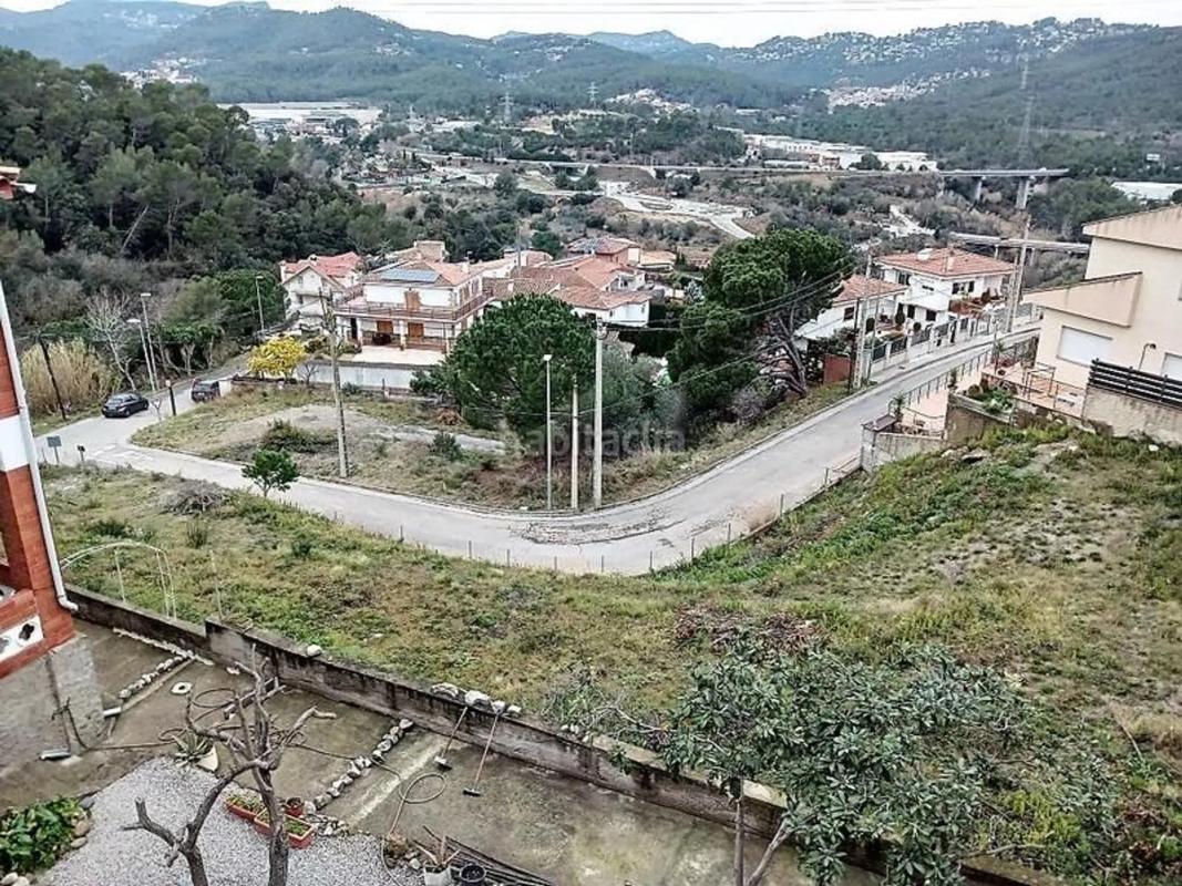 Terreno en venta en Cervelló, Barcelona photo 4