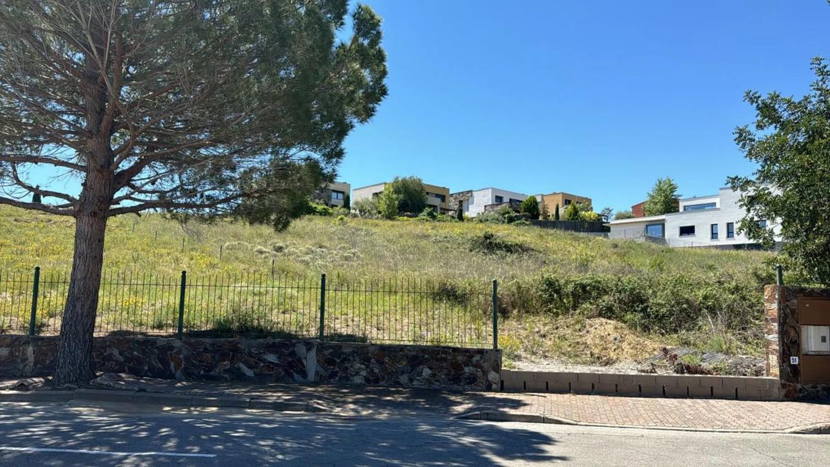 Land for sale in Sant Esteve Sesrovires, Barcelona photo 3