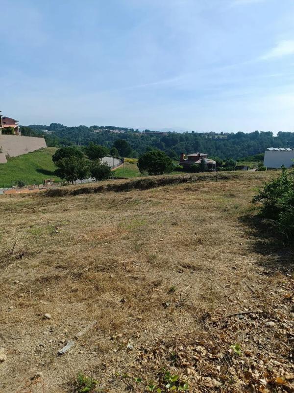 Land for sale in Sant Esteve Sesrovires, Barcelona photo 1
