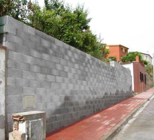 Terreno en calle Josep Maria Segarra, 27 photo 4