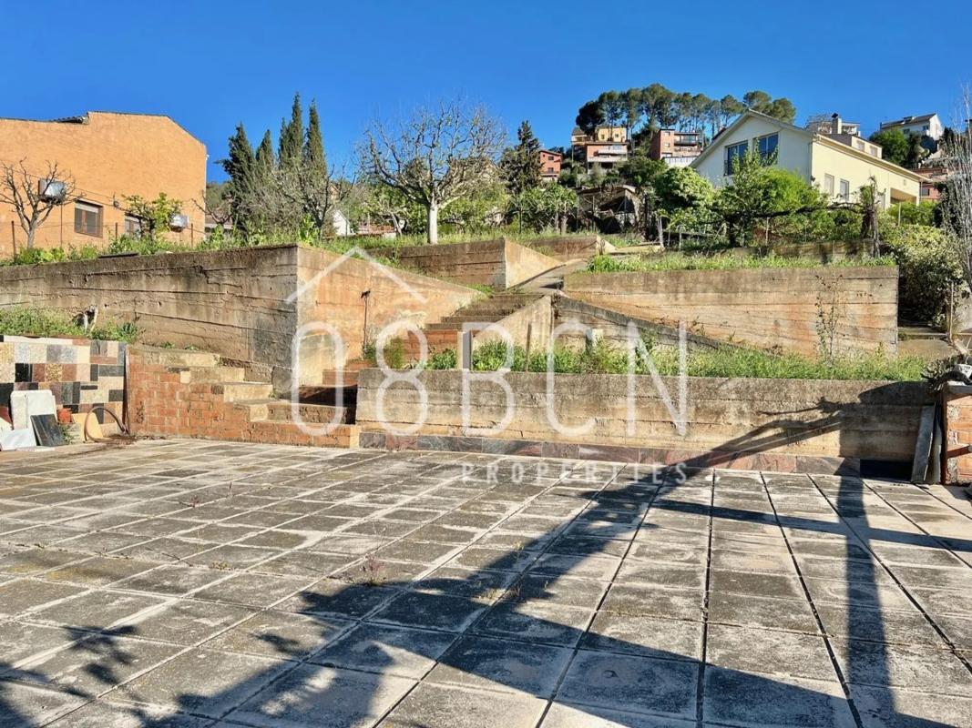 Terreno en venta en Cervelló, Barcelona photo 3