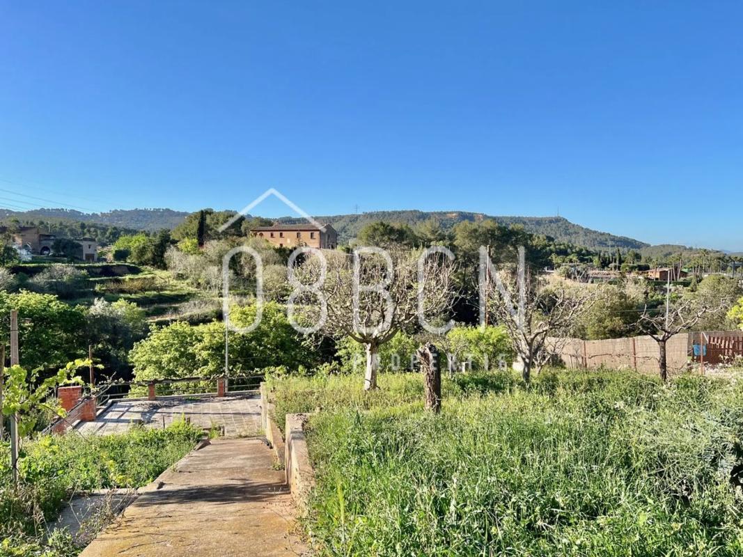 Terreno en venta en Cervelló, Barcelona photo 4