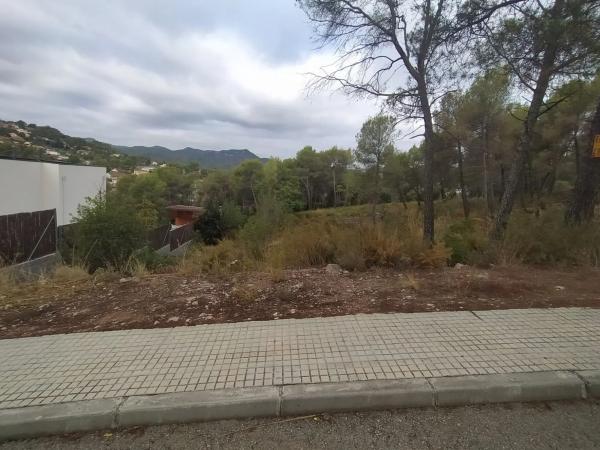 Terreno en Corbera de Llobregat thumbnail 2