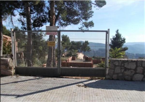 Terreno en Corbera de Llobregat thumbnail 1