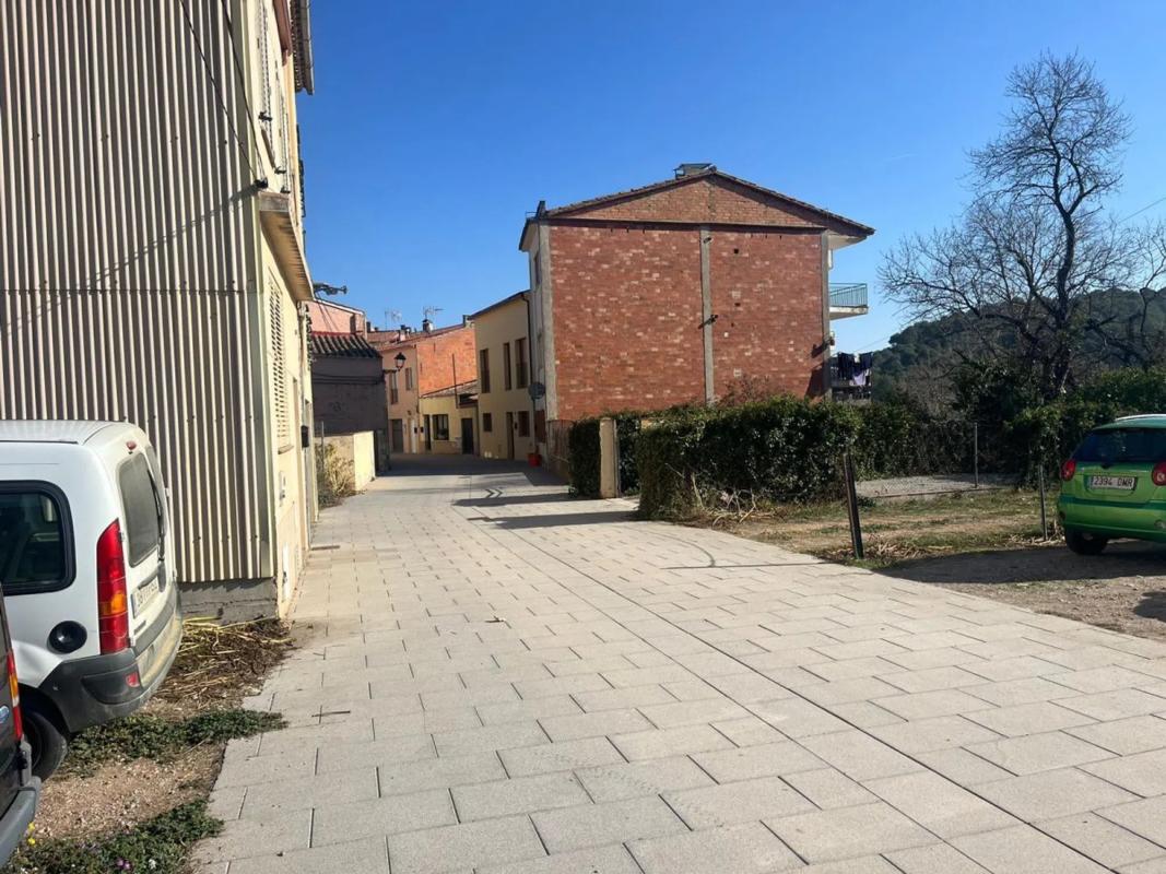 Участок земли на продажу в Коллбатó, Барселона photo 5