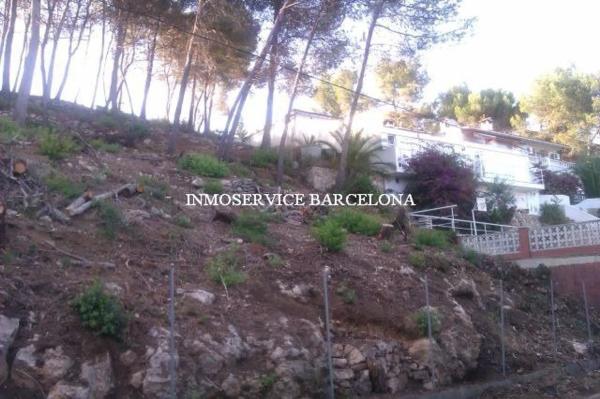 Terreno en calle Port de la Bonaigua photo 3