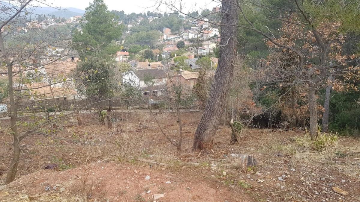 Terreno en venta en Corbera de Llobregat, Barcelona photo 3