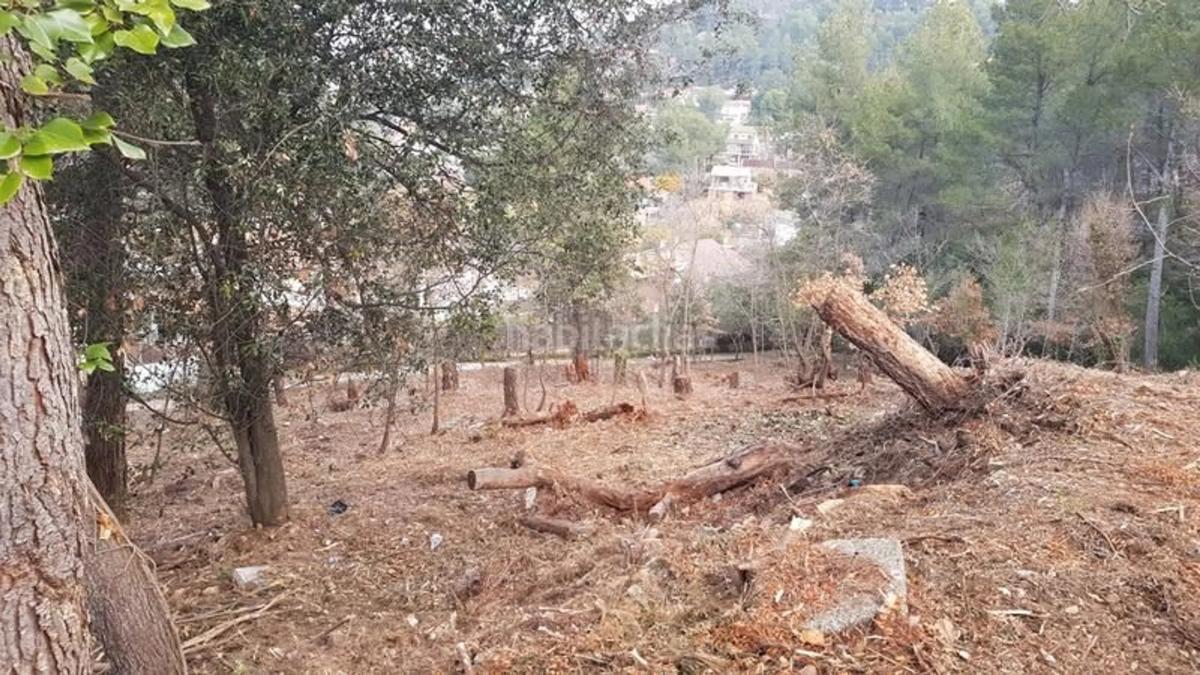 Terreno en venta en Corbera de Llobregat, Barcelona photo 2