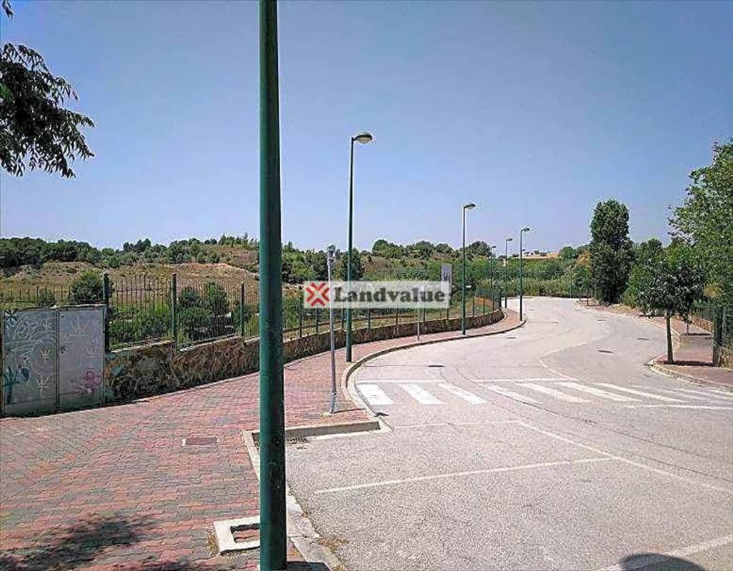 Terreno en venta en Sant esteve Sesrovires, Barcelona photo 4