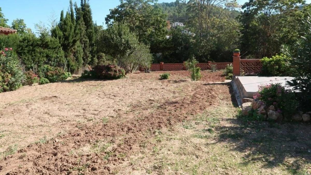 Участок земли на продажу в Вальриана, Барселона photo 5