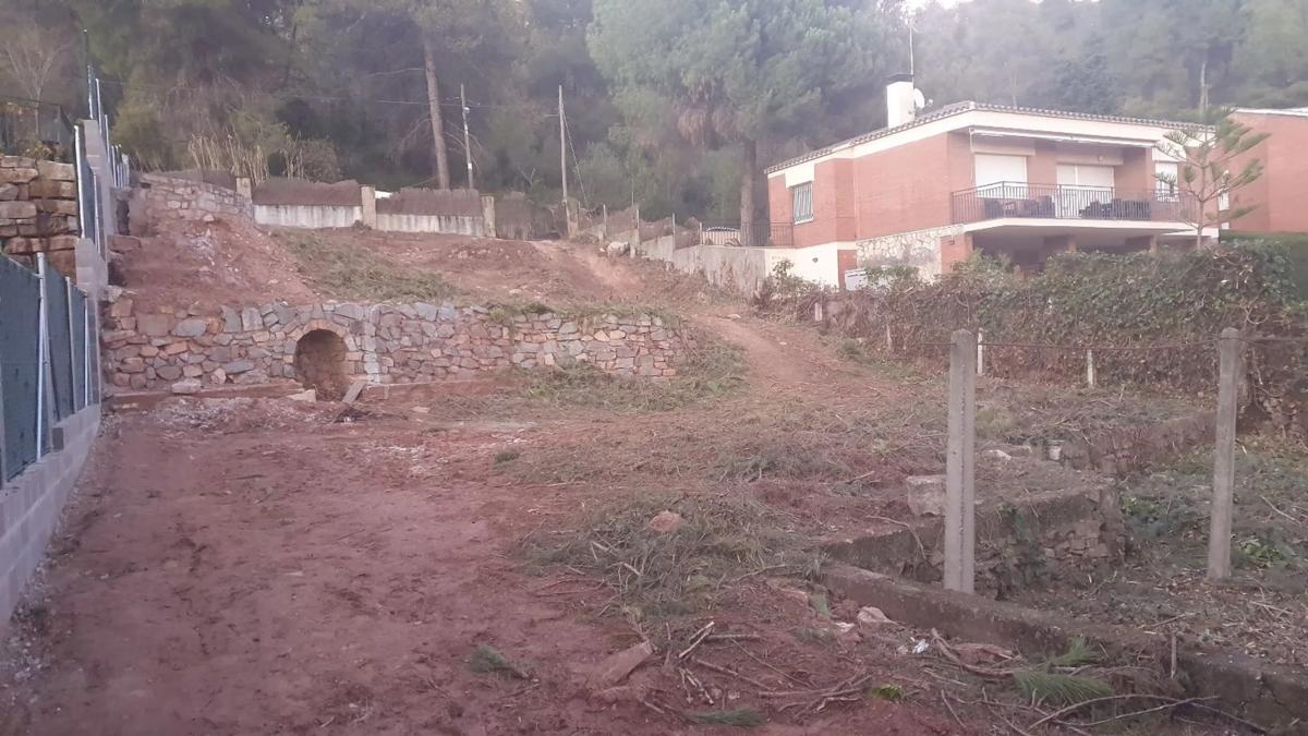 Land for sale in Pallejà, Barcelona photo 1