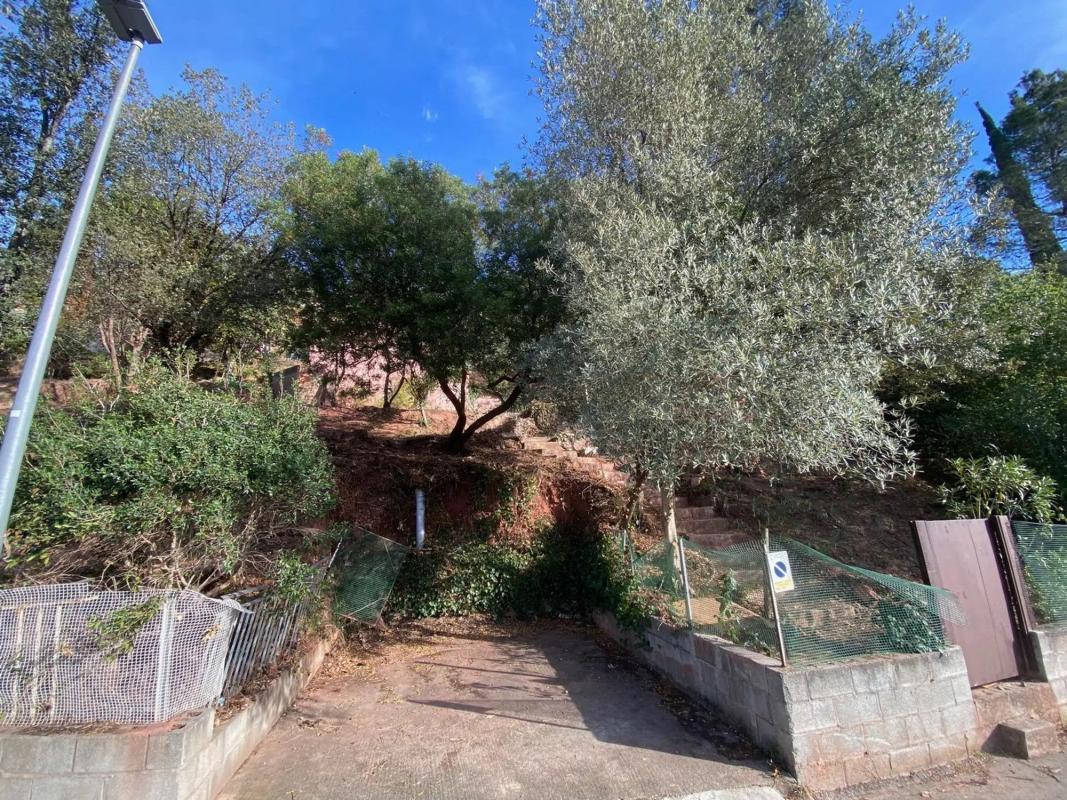 Terreno en venta en Corbera de Llobregat, Barcelona photo 1