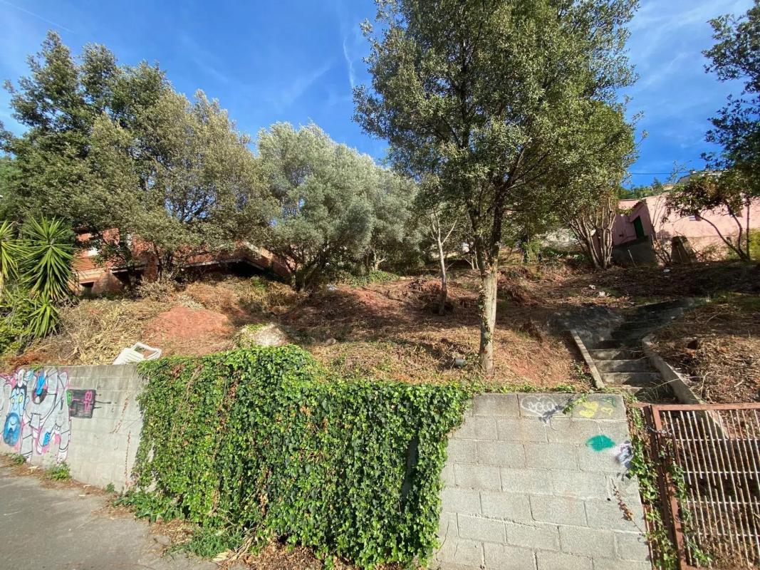 Działka na sprzedaż w Corbera de Llobregat, Barcelona photo 2