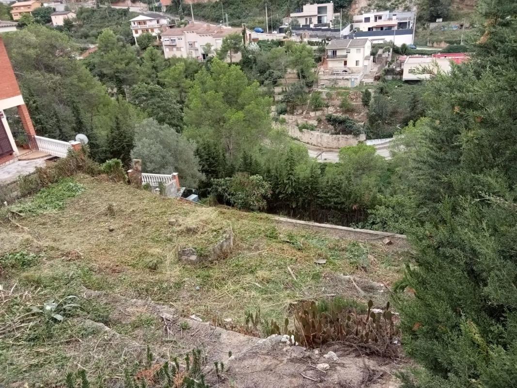 Terreno en venta en Vallirana, Barcelona photo 3