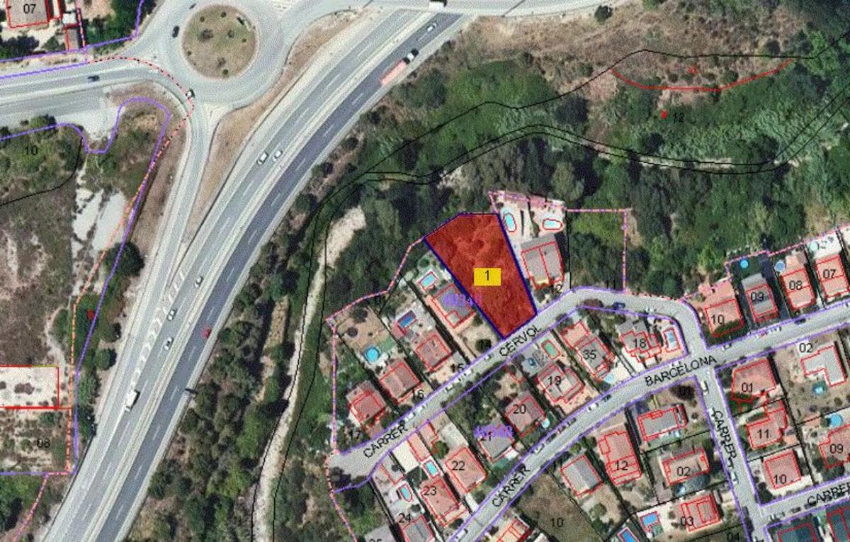Terreno en venta en Cervelló, Barcelona photo 4